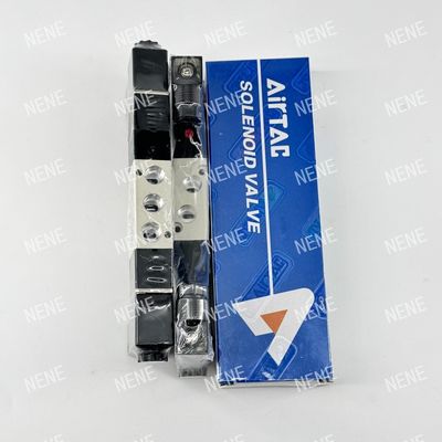 5 উপায় 3 অবস্থান 4V130E-06 বায়ু তরল অ্যালুমিনিয়াম খাদ শরীর সঙ্গে AIRTAC Solenoid ভালভ