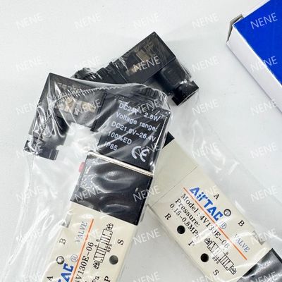 4V230C-08 ইলেকট্রোম্যাগনেটিক ভালভ AIRTAC সঠিক তরল জন্য নিয়ম 5 পোর্ট 3 অবস্থান