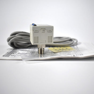 ZSE30A-01-A ভ্যাকুয়াম ডিজিটাল প্রেসার সুইচ SMC নেগেটিভ প্রেসার ডুয়াল আউটপুট