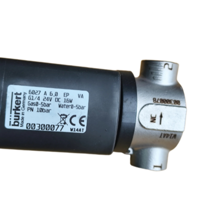 চাপ 0 থেকে 20 বার বায়ুসংক্রান্ত সোলিনয়েড ভালভ 24V ডিসি ভোল্টেজ 1/2 পোর্ট আকার সমাধান শিল্প বায়ুসংক্রান্ত অ্যাপ্লিকেশন জন্য 178275