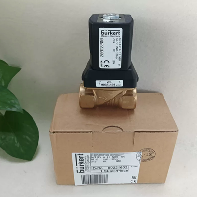 AC220V 8W অরিজিনাল বার্কার্ট 00221605 6213 NC সোলেনয়েড ভালভ, G1/2 পোর্ট 13 অরিফিস এনবিআর গ্যাসকেট, ব্রাস হাউজিং -10℃ থেকে 80℃ 0-10বারে অপারেটিং