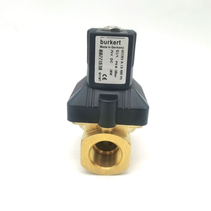 ফ্ল্যাঞ্জ টাইপ BURKERT 00134245 6013 টাইপ নীচের প্লেট সংযোগ স্বাভাবিকভাবে বন্ধ ব্রাস ভালভ শরীর 0 ~ 25bar