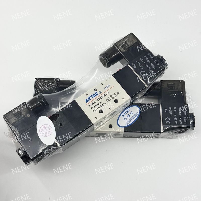সোলিনয়েড ভালভ 4V330C-08 AIRTAC বায়ু জন্য 0.15 থেকে 0.8 এমপিএ 21 থেকে 114 পিএসআই তরল বায়ু