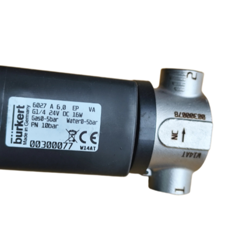 চাপ 0 থেকে 20 বার বায়ুসংক্রান্ত সোলিনয়েড ভালভ 24V ডিসি ভোল্টেজ 1/2 পোর্ট আকার সমাধান শিল্প বায়ুসংক্রান্ত অ্যাপ্লিকেশন জন্য 178275